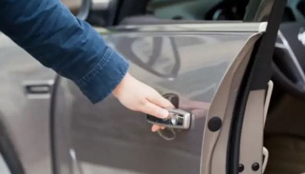 كيف تتأكد من سلامة الشاصي قبل شراء سيارة مستعملة في جدة؟